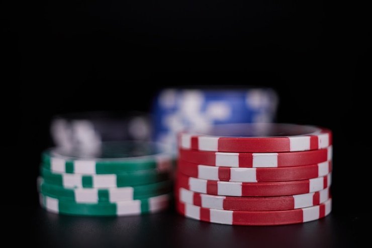 Perbandingan nilai taruhan awal dan penawaran Cash Out di platform slot kencana untuk permainan baccarat
